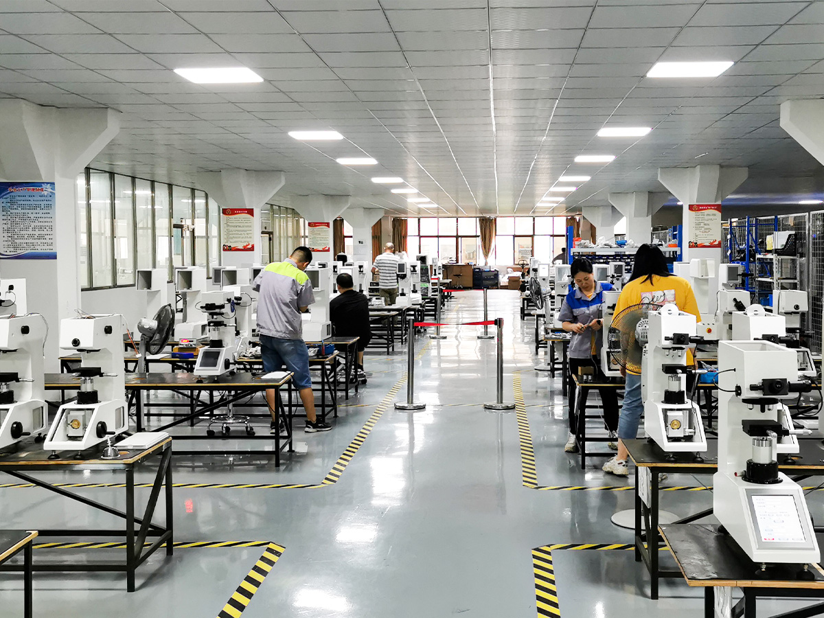 硬度計(jì)裝配車間